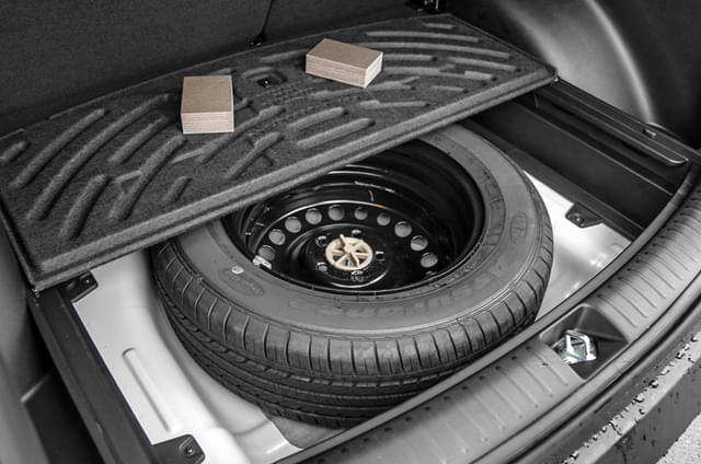 Rear View Image - 2594