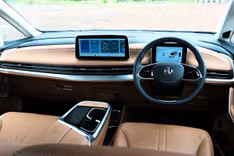 MG M9 electric MPV interior gallery