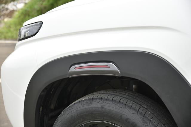 Body Colored Bumpers Image - 9106