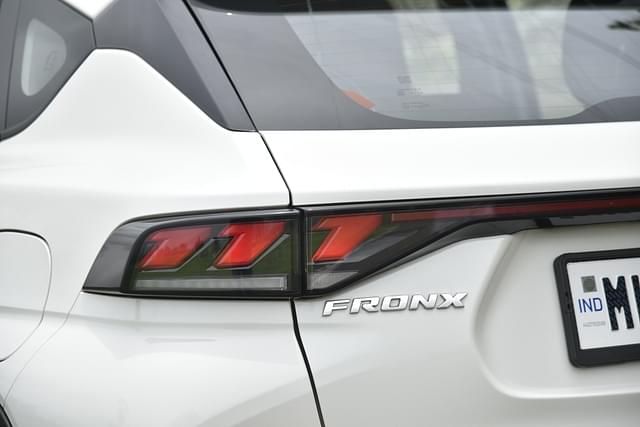 Rear View Image - 9111