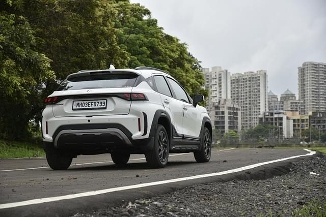 Rear View Image - 9130