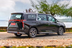 Should you buy a 2025 MG M9? Pros and cons explained